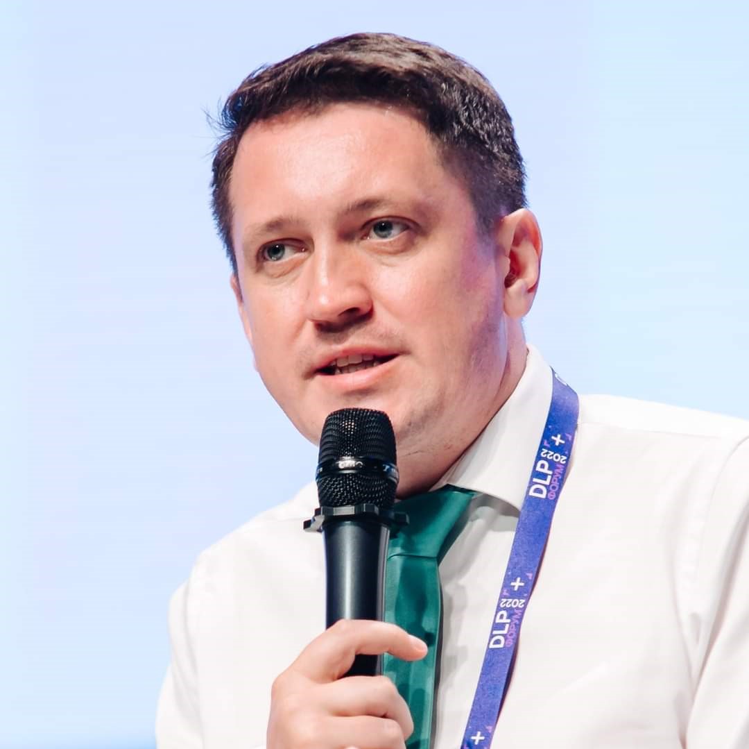 Роман Лопатин